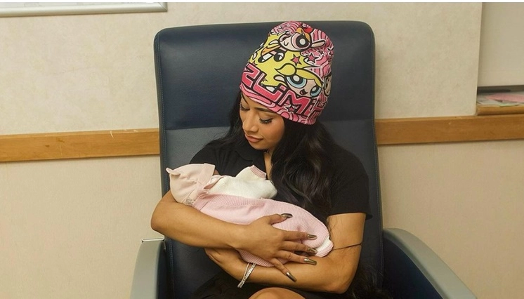 Cardi B rodila treće dijete, s fanovima podijelila prve fotografije iz bolnice